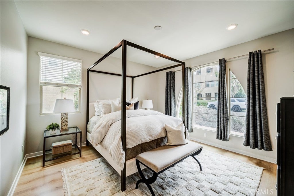 159 Newington, Irvine CA 92618 - Photo 32