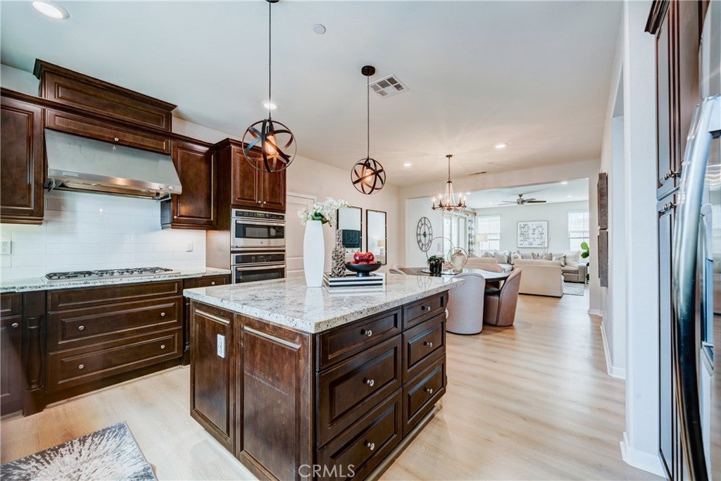 159 Newington, Irvine CA 92618 - Photo 21