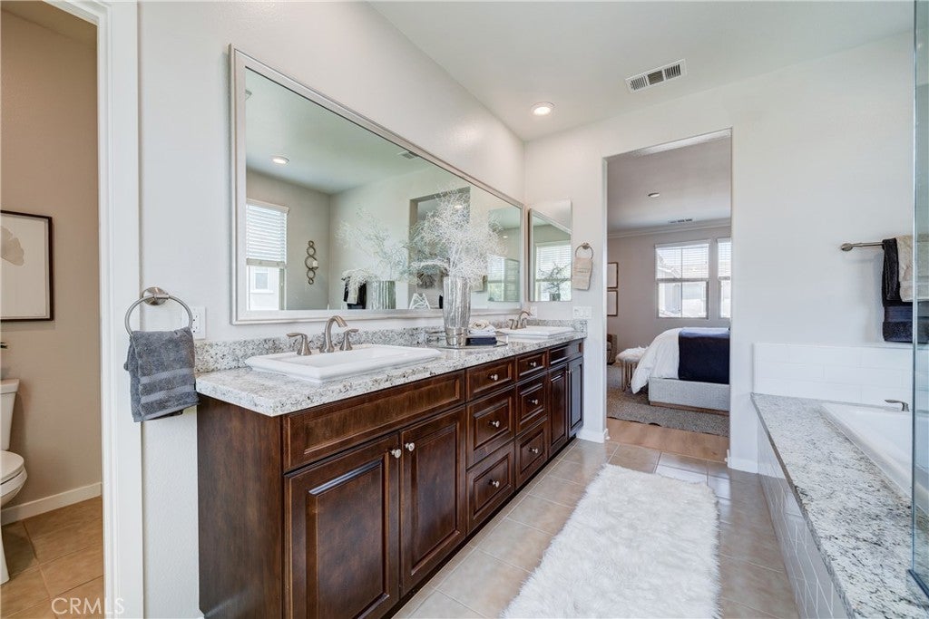 159 Newington, Irvine CA 92618 - Photo 51