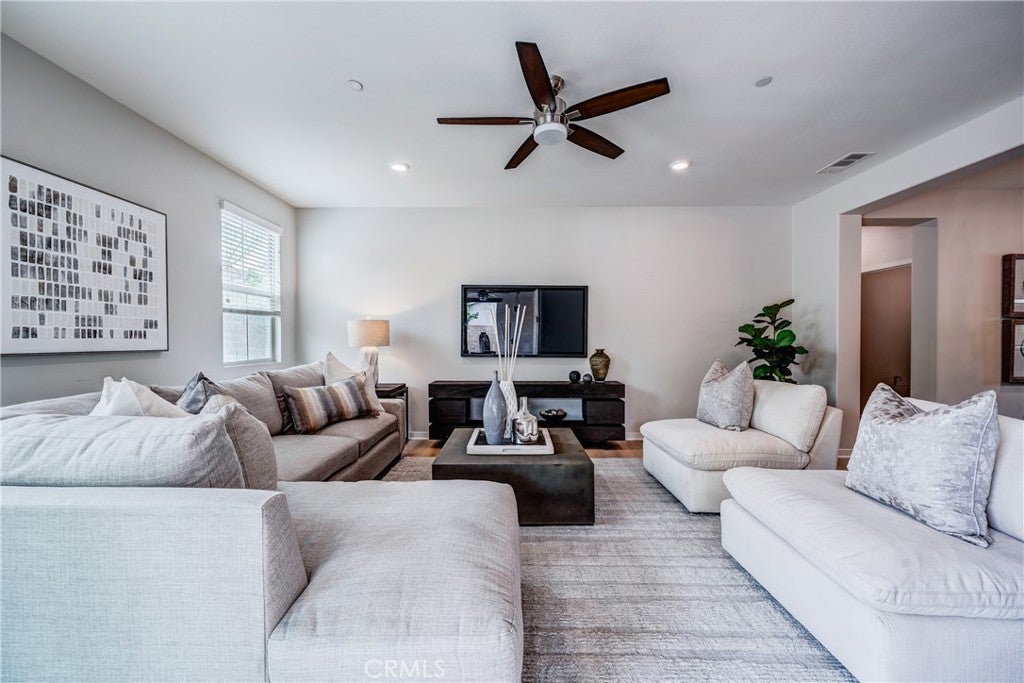 159 Newington, Irvine CA 92618 - Photo 75