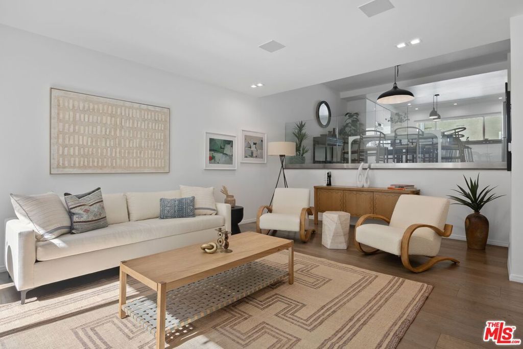 Photo of 13065 Mindanao Way #3, Marina Del Rey, CA 90292 (MLS # 26633633)