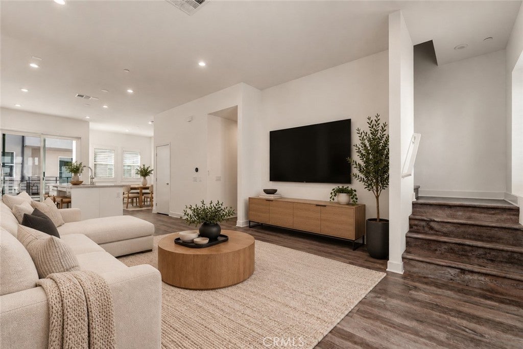 1415 West Cara Drive