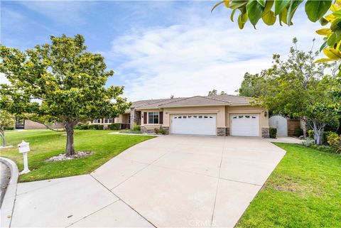 Photo of 7064 Isle Court, Rancho Cucamonga, CA 91739 (MLS # OC25258265)