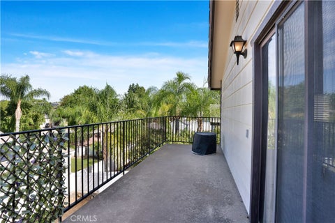 Tiny photo for 22970 S Canyon Lake Drive S, Canyon Lake, CA 92587 (MLS # SW26220418)