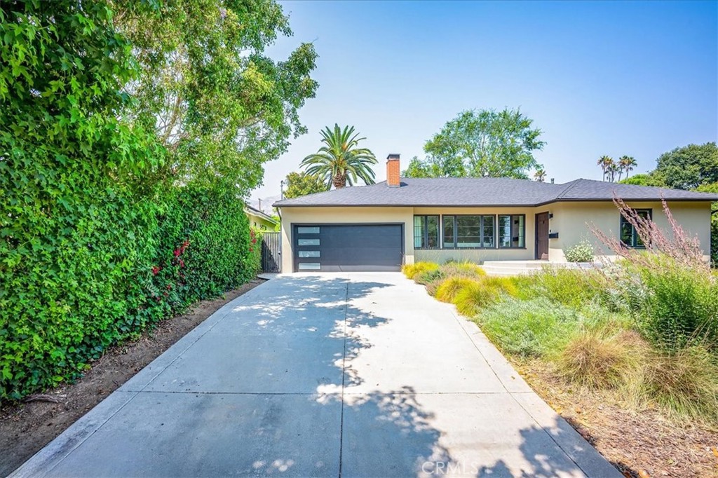 Properties 2 613 Alameda Street