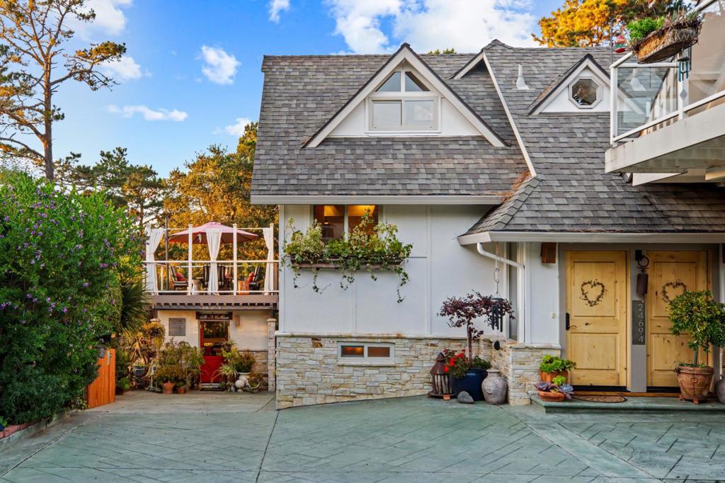 24694 Dolores Street