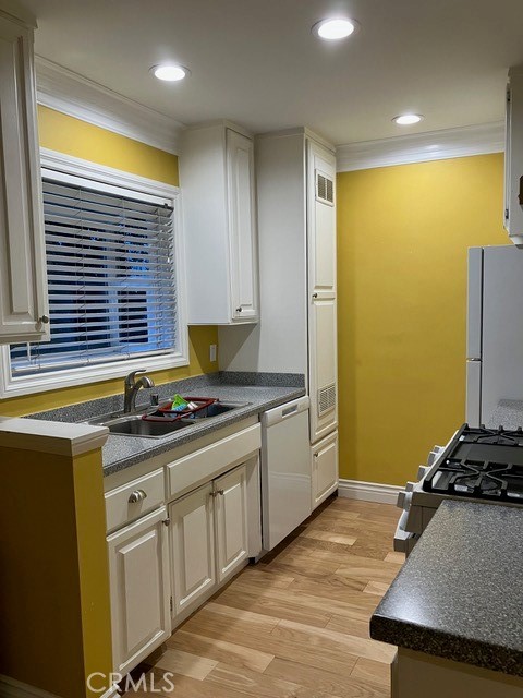 11138 Aqua Vista Street 67