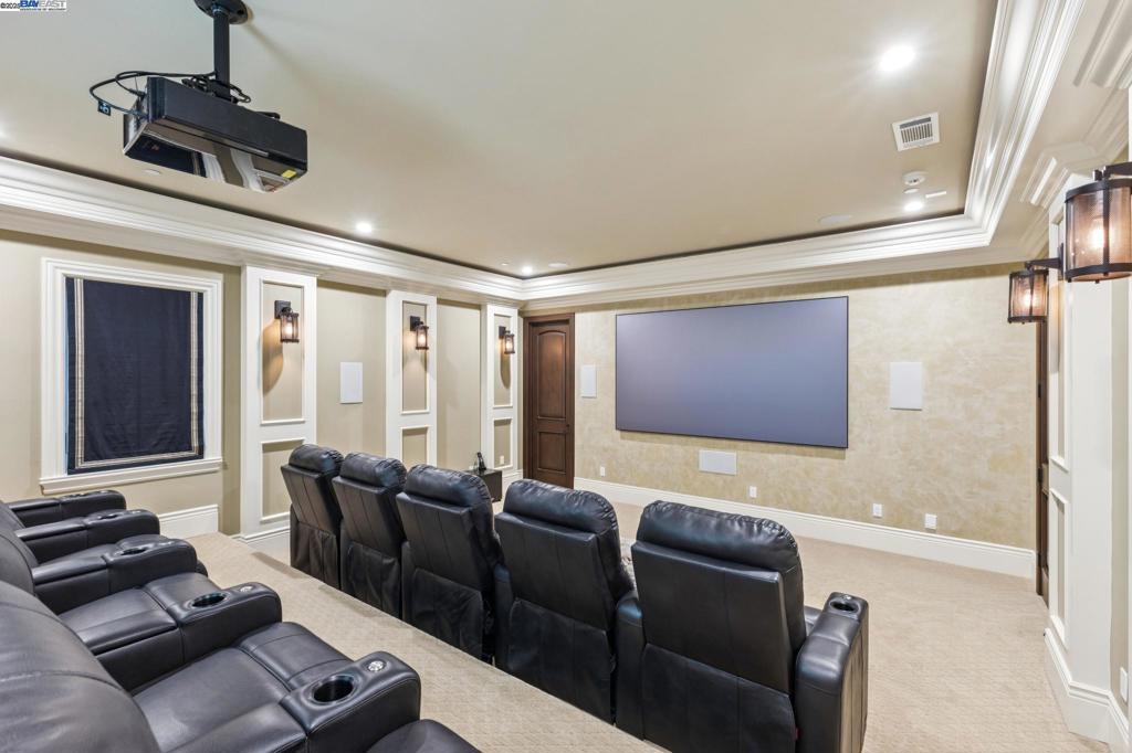 RUBY HILL - Residential