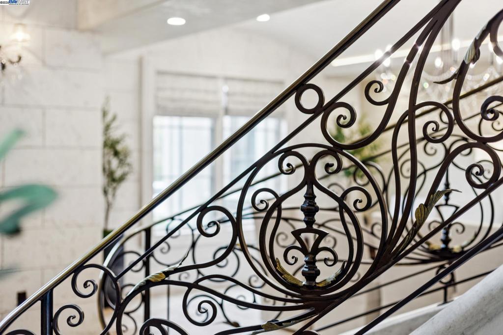 RUBY HILL - Residential