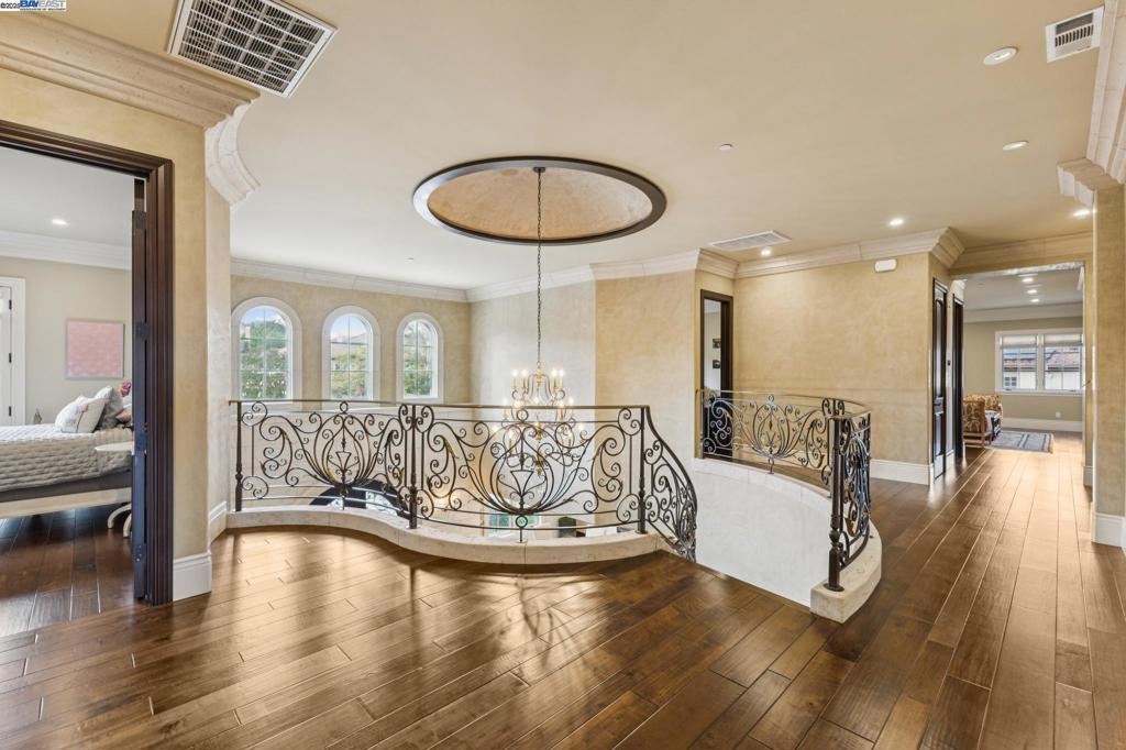 RUBY HILL - Residential