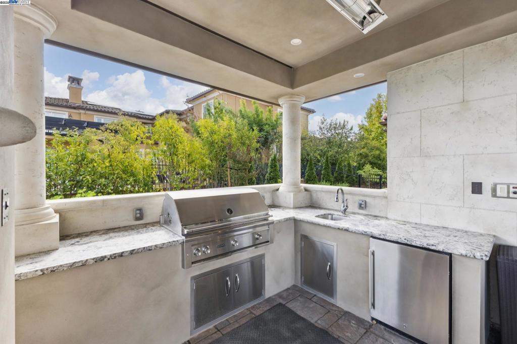 RUBY HILL - Residential