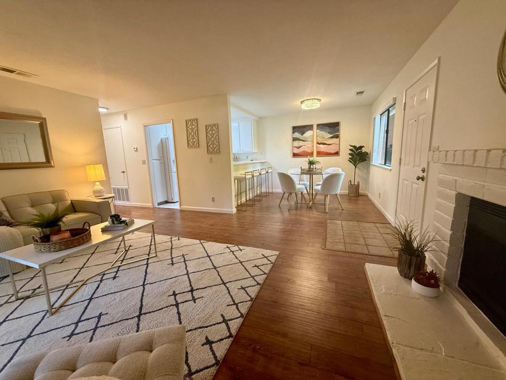 3105 La Terrace Circle