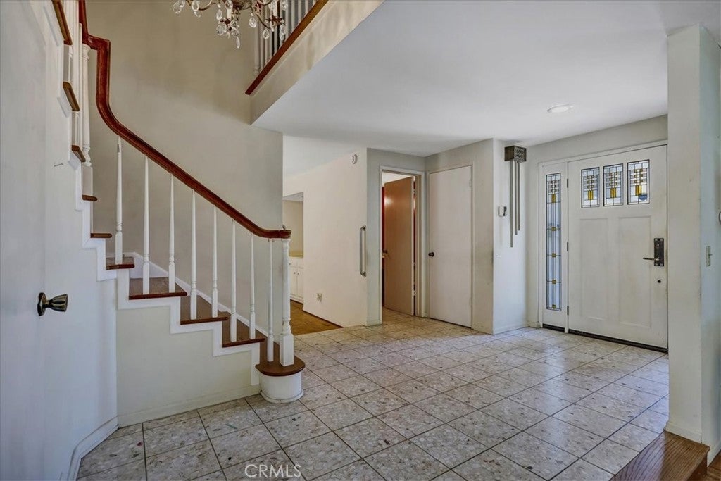 7232 Wellesley