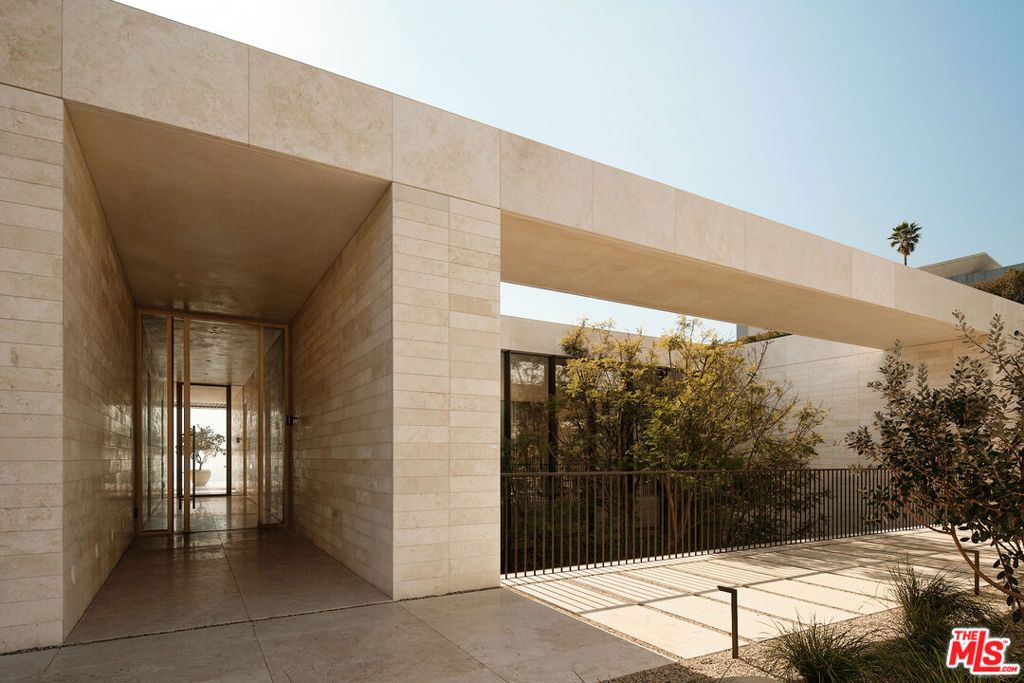Photo of 9214 Nightingale Drive, West Hollywood, CA 90069 (MLS # 25494997)