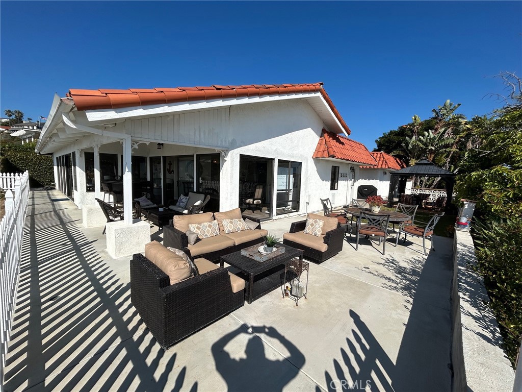 307 E Avenida Cordoba