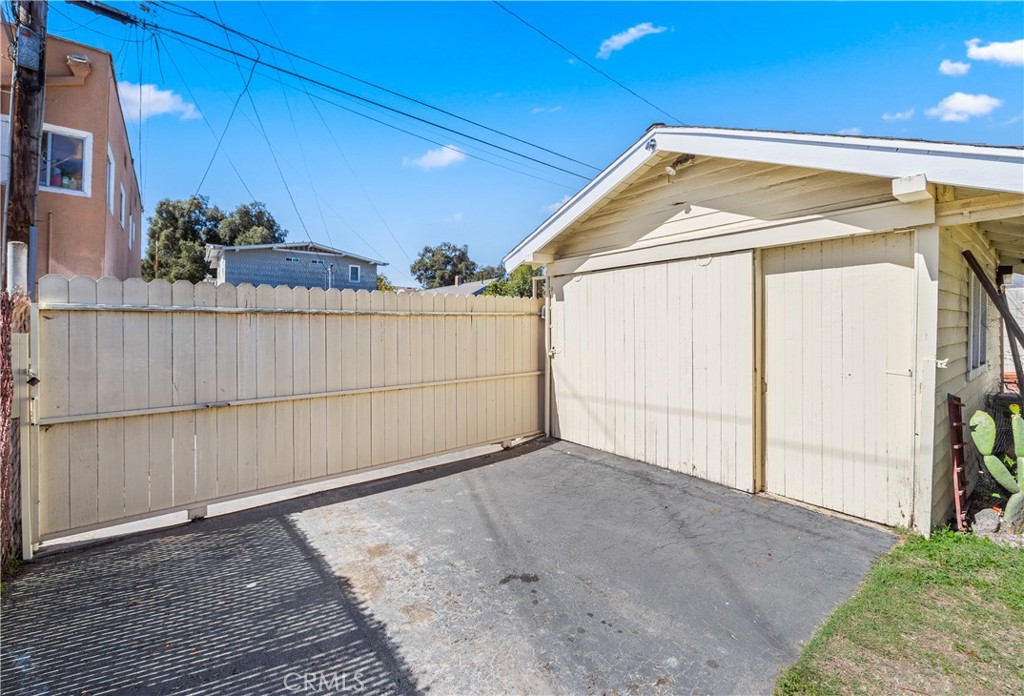 Heninger Park - Residential