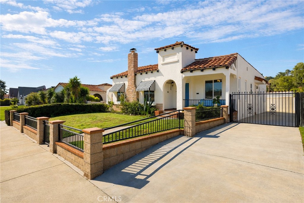 1705 S Fremont