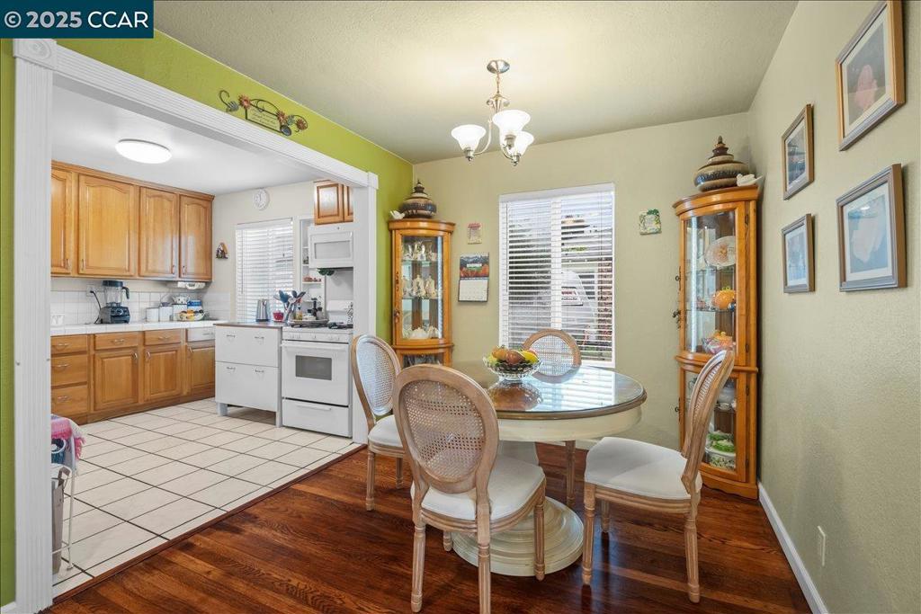 ROLLINGWOOD - Residential