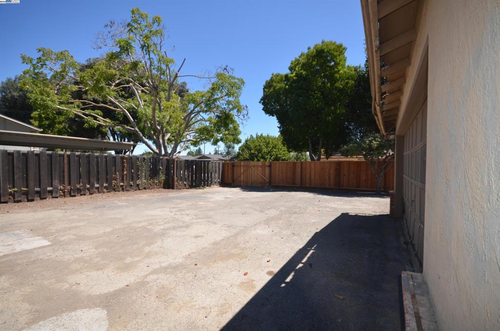 FREMONT - Residential