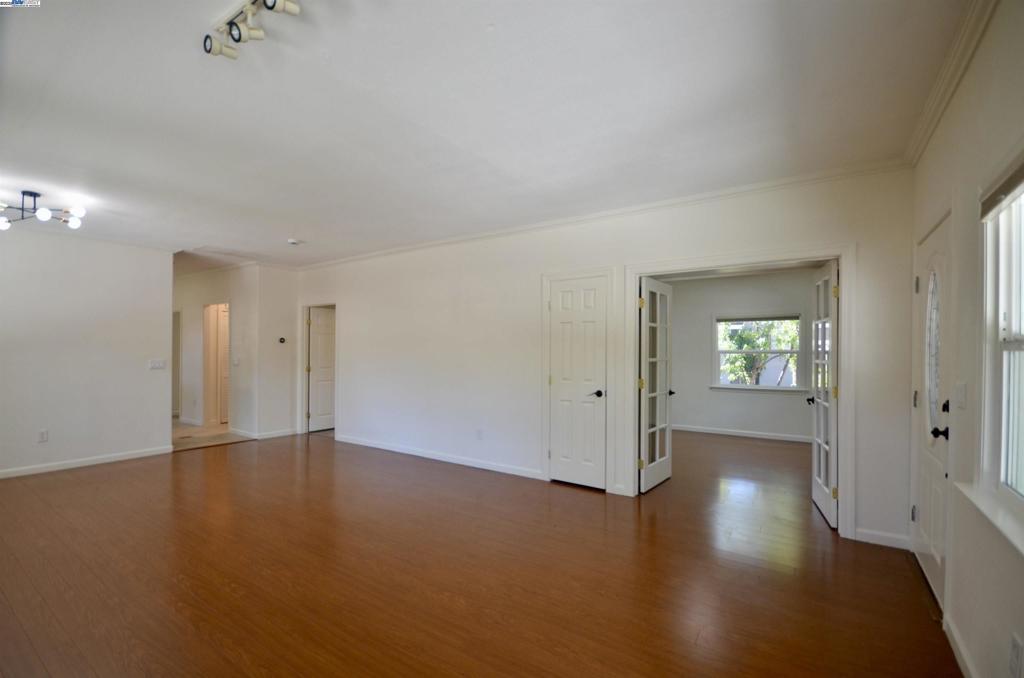 FREMONT - Residential