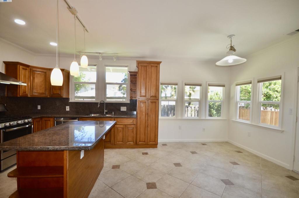 FREMONT - Residential