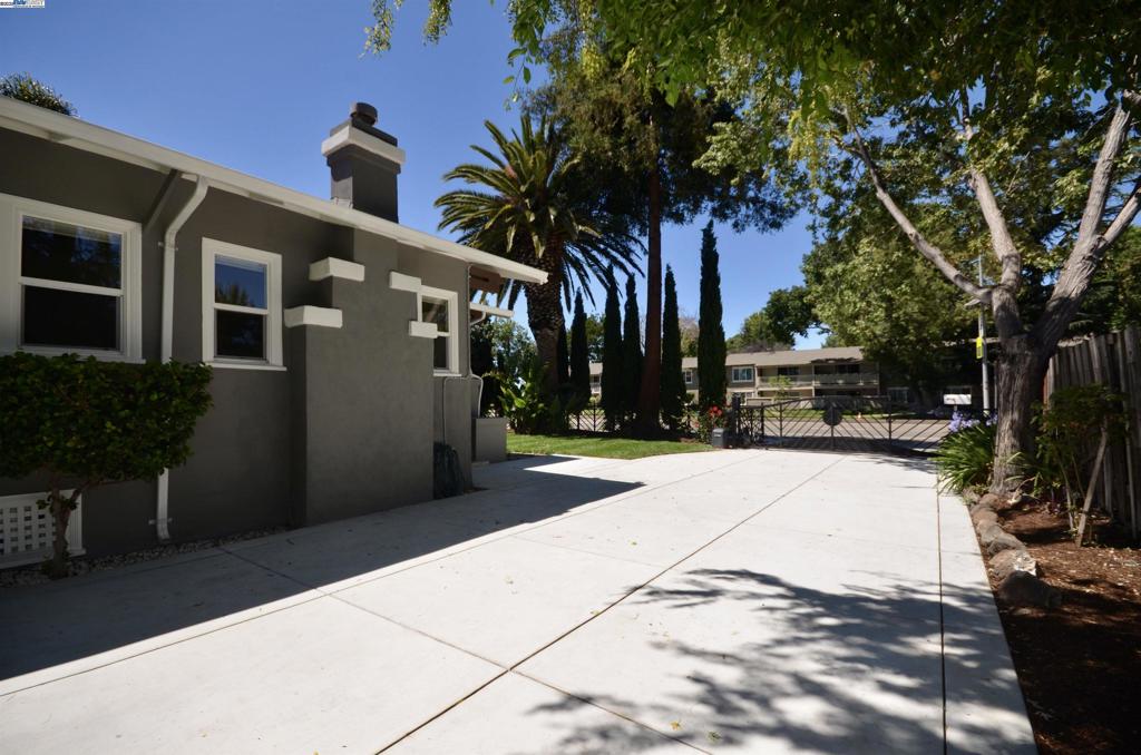 FREMONT - Residential