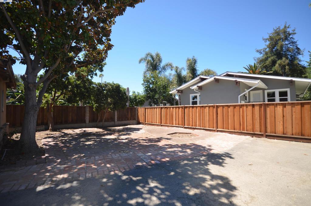 FREMONT - Residential