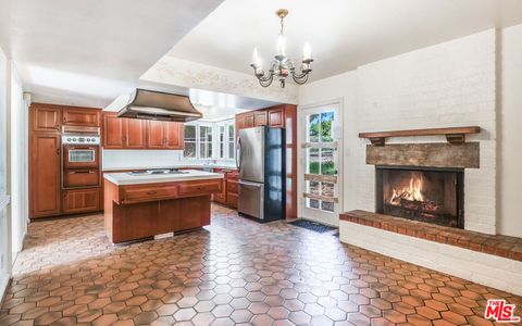 Photo of 2109 Rosita Place, Palos Verdes Estates, CA 90274 (MLS # 26642297)