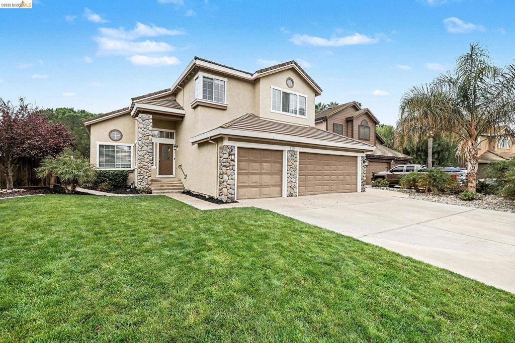 2127 Prestwick Dr