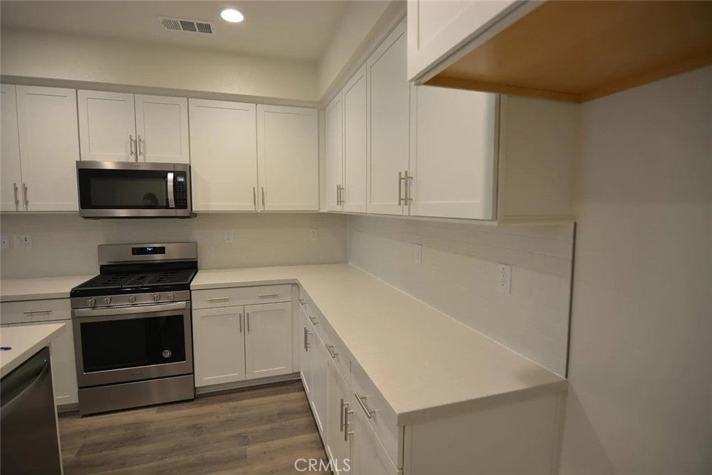 122 Red Brick 2