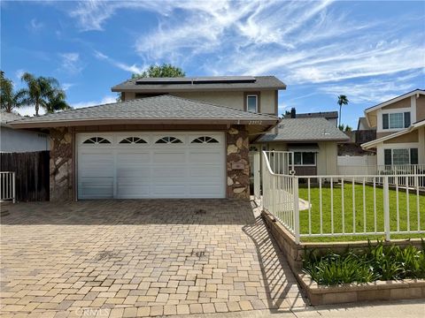 23952 Dublin Lake Forest CA 92630