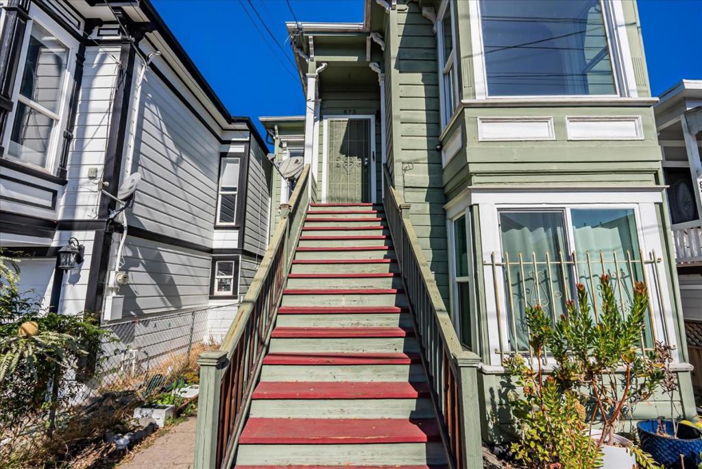 873 Wood Street