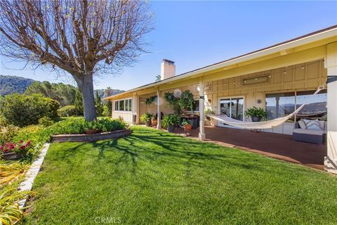 Photo of 27312 Cool Water Ranch Rd, Valley Center, CA 92082 (MLS # SW25276267)