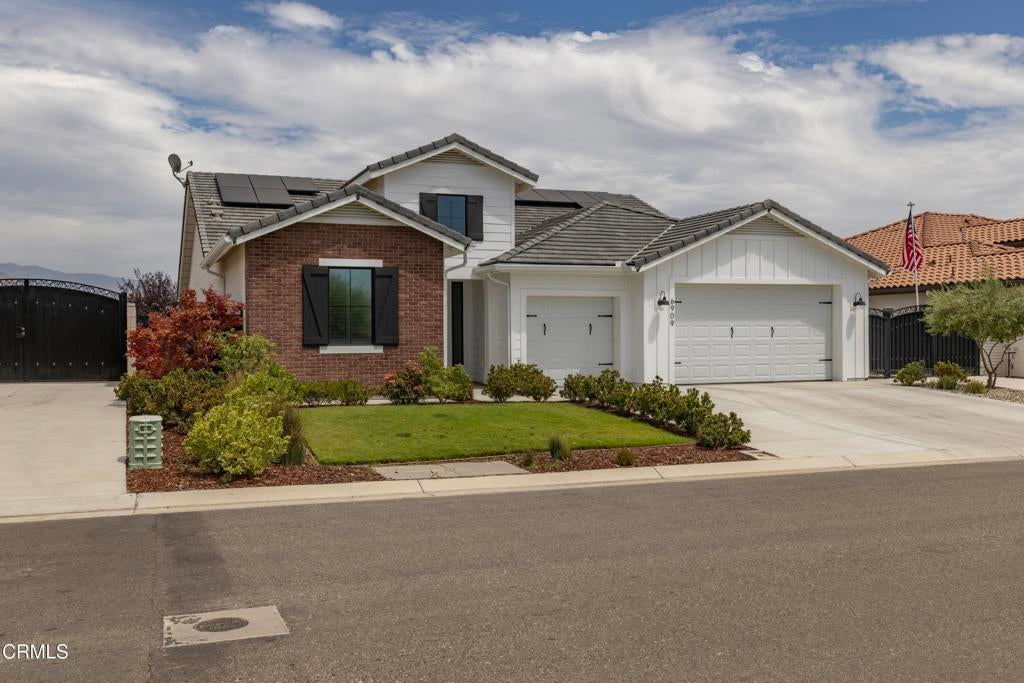 6909 Aquamarine Drive