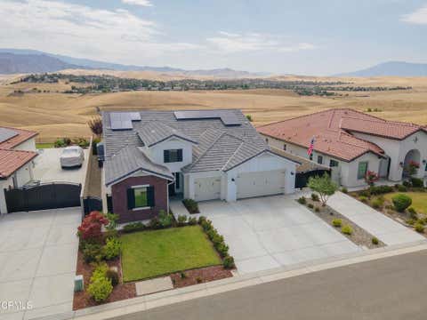Photo of 6909 Aquamarine Drive, Bakersfield, CA 93306 (MLS # V1-37873)