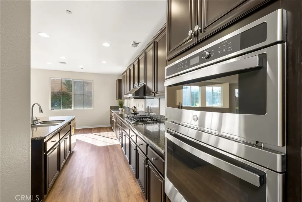 Rancho Cucamonga, California 91739, United States, 4 Bedrooms Bedrooms, ,3 BathroomsBathrooms,Residential,Active,225008