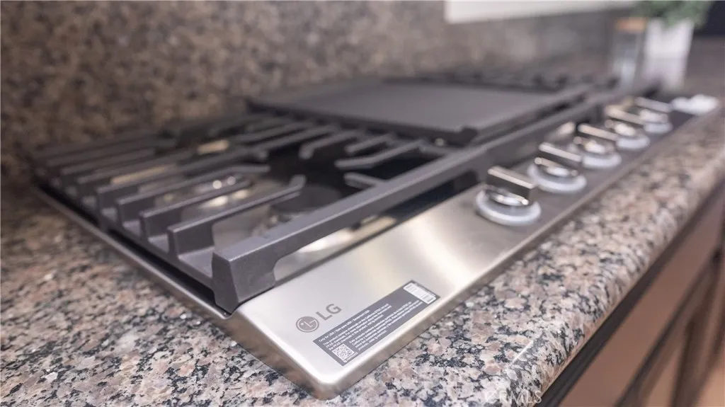 Rancho Cucamonga, California 91739, United States, 4 Bedrooms Bedrooms, ,3 BathroomsBathrooms,Residential,Active,225008