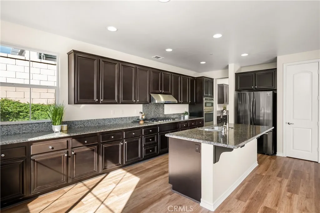 Rancho Cucamonga, California 91739, United States, 4 Bedrooms Bedrooms, ,3 BathroomsBathrooms,Residential,Active,225008