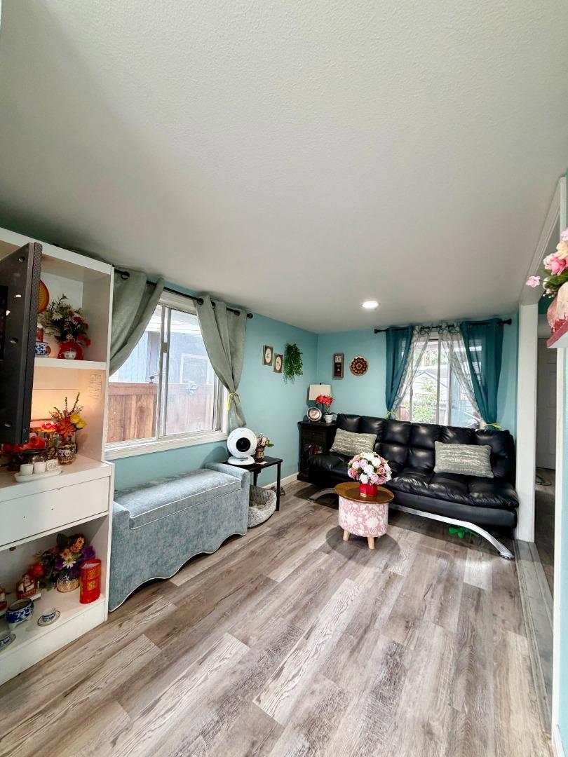 2150 Monterey Highway 125