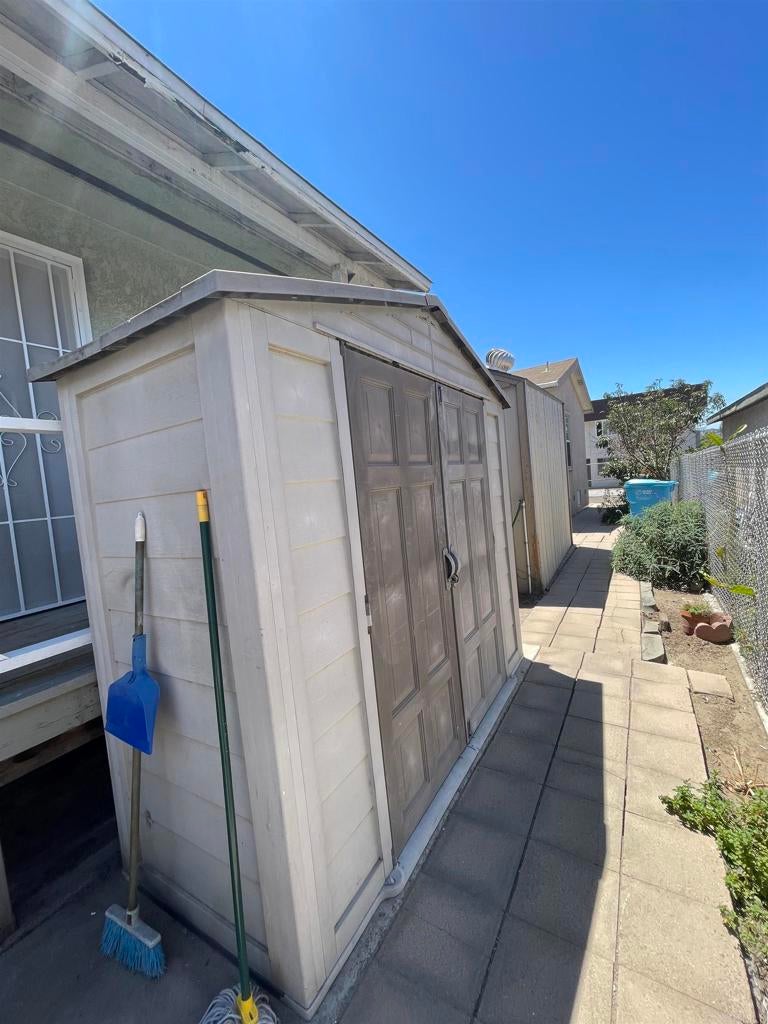 148 W Hall Avenue granny flat