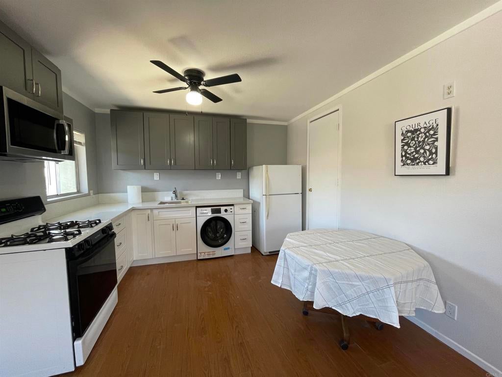 148 W Hall Avenue granny flat