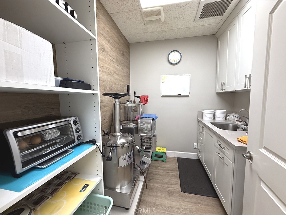 2716 W Olympic Boulevard