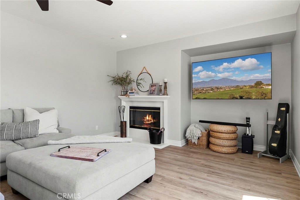 27329 Sweetspire Terrace