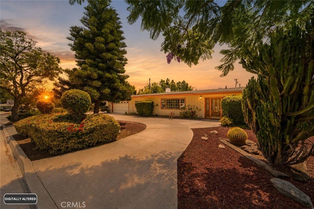 10007 Bogardus Avenue