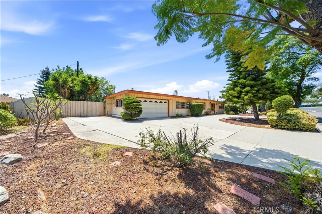 10007 Bogardus Avenue