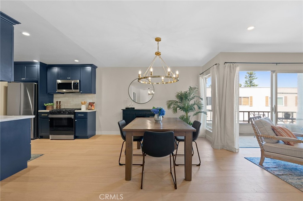 10707 Camarillo Street 314