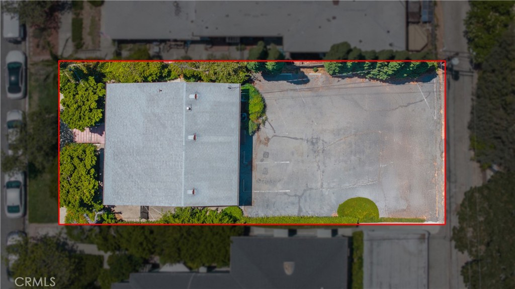 2120 Huntington Drive