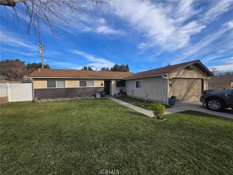 Photo of 4965 N Crescent, San Bernardino, CA 92407 (MLS # IV26027313)