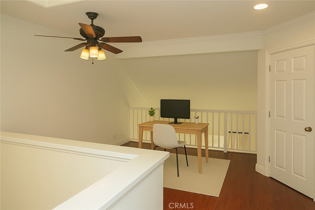 Laurelwood (LRWD) - Residential Lease