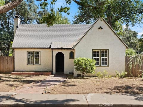 Photo of 935 Poplar ST, Chico, CA 95928 (MLS # FR26177457)